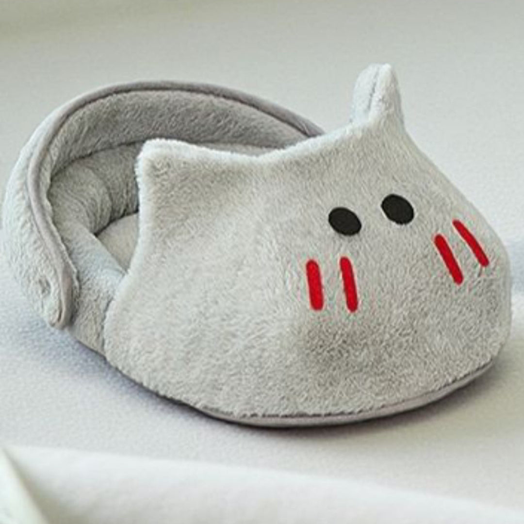 Pet Slipper Bed, Winter Warmth Dog Cat Bed, Soft Cozy Cushion Cute Cat Beds for Indoor.