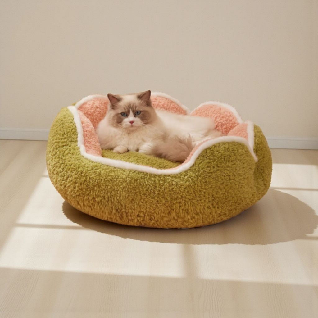 Semi Enclosed Warm Plush Pet Bed with Petal Design Circular Cat Pad.