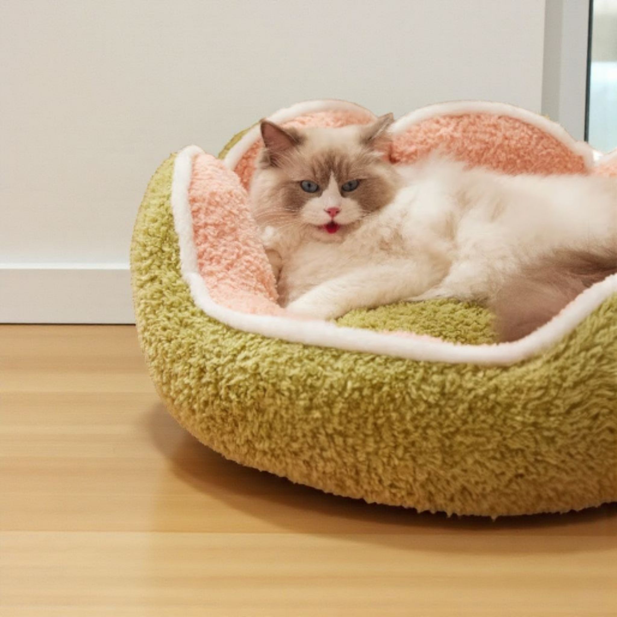 Semi Enclosed Warm Plush Pet Bed with Petal Design Circular Cat Pad.